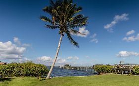 Island View Cottages Sebastian